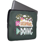 Hör auf zu träumen, fang an, grün zu machen laptopschutzhülle (Vorne Rechts)