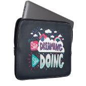 Hör auf zu träumen, fang an, Schattenschwarz zu ma Laptopschutzhülle (Vorne Rechts)