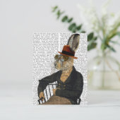 Horatio Hare on Chair Postkarte (Stehend Vorderseite)