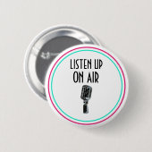 Hören Sie Live im Radio Button (Vorne & Hinten)