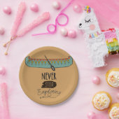 Hören Sie niemals auf, Kanu zu erkunden Pappteller (Party)