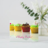 Horiz. "Happy Oaster" Cupcakes Feiertagspostkarte (Stehend Vorderseite)