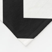 Horizontal Black und White Zigzag Fleecedecke (Ecke)