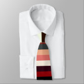 Horizontal Krawatte (Gebunden)