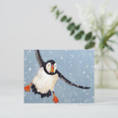 Horizontale Postkarte "A Playful Puffin" (Stehend Vorderseite)