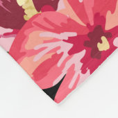 Horizontale schwarz-weiße Streifen und Blume Fleecedecke (Ecke)