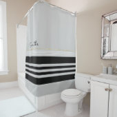 horizontale schwarze Streifen mit Namen Duschvorhang (Beispiel)