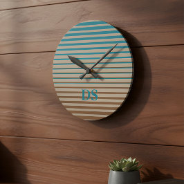 Horizontale Streifen, braun und blau, Monogramm Runde Wanduhr