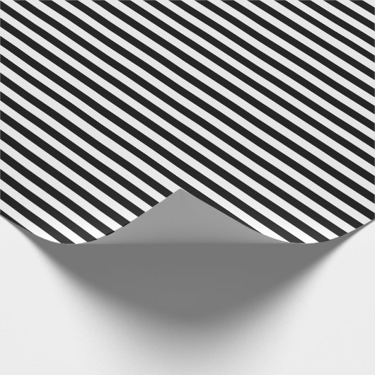 Horizontale Streifen in Schwarz und Weiß Geschenkpapier (Ecke)