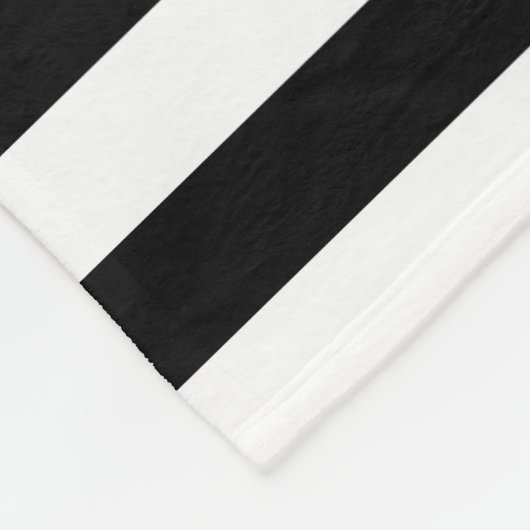 Horizontale Streifen in Schwarz-Weiß-Größe Fleecedecke (Ecke)