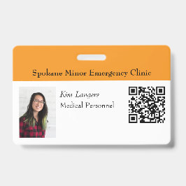Horizontales ID-Foto und QR-Abzeichen Orange Ausweis