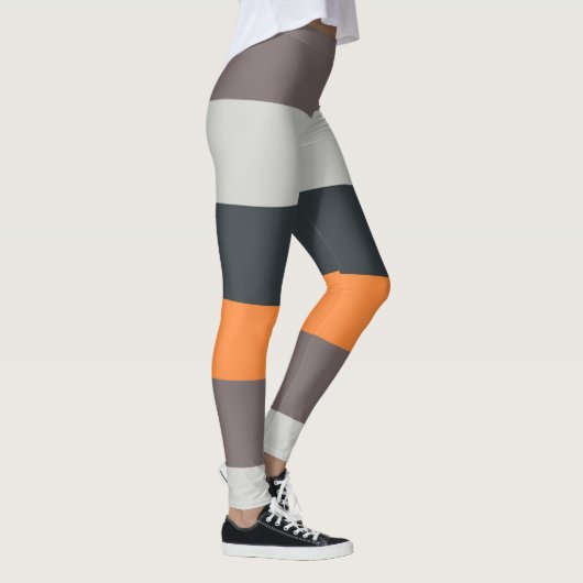 Horizontales Streifenmuster Orangensand-Holzkohle Leggings (Rechts)
