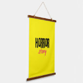 Horror Story Wandteppich Mit Holzrahmen (Gewinkelt)