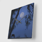 Horse and Oak Tree "Blue Moon" Clock Quadratische Wanduhr (Winkel)
