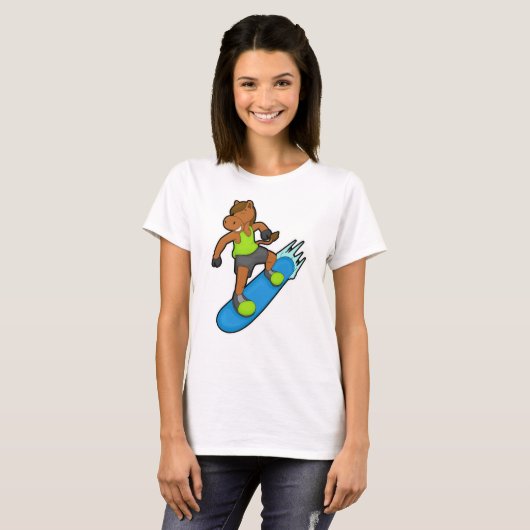 Horse as Snowboarder with Snowboard T-Shirt (Vorne ganz)