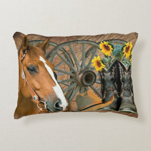 Horse Cowboy Boots Wagon Wheel Sunflowers Western Dekokissen