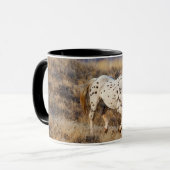 Horse Roaming the Scenic Hills of the Big Horn Tasse (Vorderseite Links)