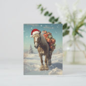 Horse with Christmas presents in the snow Postkarte (Stehend Vorderseite)