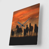 Horses at sunset running clock quadratische wanduhr (Winkel)