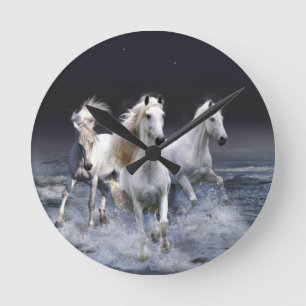 Horses running throw pillow runde wanduhr
