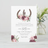 Horseshoes Floral Burgundy Pink Wedding Einladung (Stehend Vorderseite)