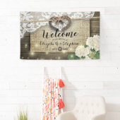Horseshoes Hydrangea Rustic Wood Wedding Willkomme Banner (Insitu)