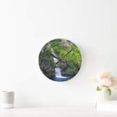 Horsetail Falls Runde Wanduhr (Zuhause)
