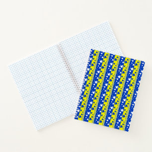 Hört auf blauem und gelbem Hintergrund Notizblock