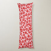 Hört Leopard Muster in Rot auf Blush Seitenschläferkissen (Rückseite (Vertikal))
