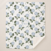 Hortensien-Blüten-Monogramm Sherpadecke (Vorderseite)