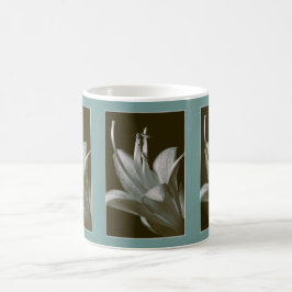 Hosta Flower Vintage Sepia Fotografie Grayish Teal Kaffeetasse