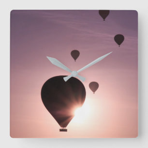 Hot Air Balloon in Goreme Quadratische Wanduhr