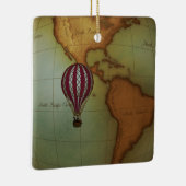 Hot Air Balloon Ride Over Western Hemisphere Map Keramikornament (Rechts)