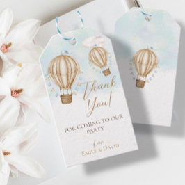 Hot Air Brawn Balloons blauen Fahnen Wolken vielen Geschenkanhänger