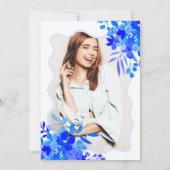 Hot Blue Wavy Rahmen boho blumensüß 16 Einladung (Rückseite)