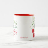 Hot Chocolate Christmas Red Green Whimsy Text Zweifarbige Tasse (Mittel)