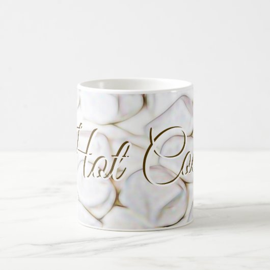 Hot Cocoa ein Kunstkonzept von Glitch2 Designs Kaffeetasse (Mittel)