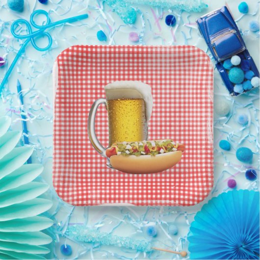 Hot Dog and Beer On Gingham Pappteller (Party)