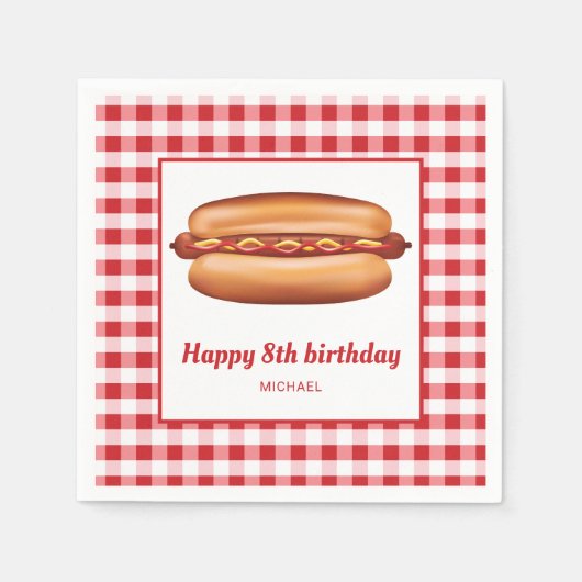 Hot Dog auf Red Gingham Pattern Happy Birthday Serviette (Vorderseite)