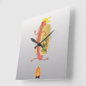 Hot Dog Dare Devil Quadratische Wanduhr (Winkel)