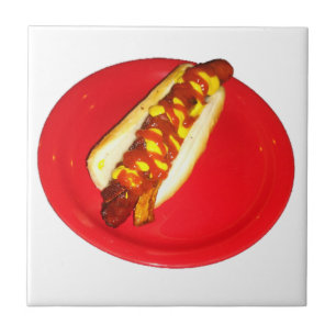 Hot Dog mit Ketchup und Senf Fliese