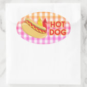 Hot Dog on Gingham Picnic Tablecloth w/Condition Ovaler Aufkleber (Tasche)