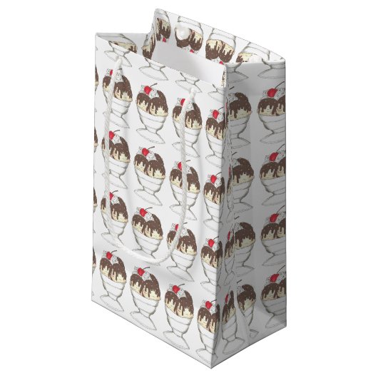 Hot Fudge Ice Cream Sundae Dessert Scoop Shop Kleine Geschenktüte (Vorderseite Schrägansicht)