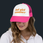 Hot Girl Summer in Rosa und Orange Truckerkappe<br><div class="desc">Feiern Sie mit diesem phantastischen Hut Ihren heißen Mädchensommer. E-Mail an christie@christiekelly.com für Hilfe bei benutzerdefinierten Artikeln! Mach es verrückt,  Leute!</div>