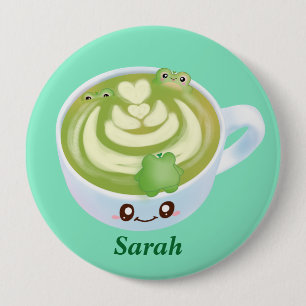 Hot Matcha Green Tee Latte mit Niedlichen Fröschen Button