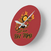 Hot Mess Crispy Dragon Runde Wanduhr (Winkel)