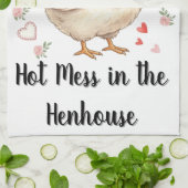 Hot Mess in the Henhouse Valentine Chicken Geschirrtuch (Gefaltet)