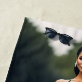 Hot Model posiert am Strand Handtuch (Beispiel)