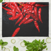 Hot Pepper - Stillleben Geschirrtuch (Gefaltet)