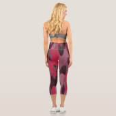 Hot pink and Burgundy Camo Capri Leggings (Rückseite)